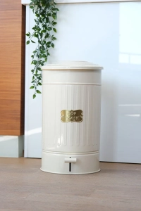 Metal Kapaklı Krem Renk Galvaniz Metal Pedallı Çöp Kovası 30 Litre